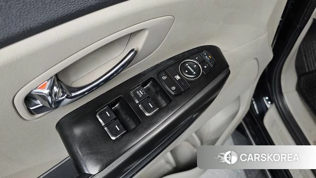 Kia The New Carnival 2018 Черный из Кореи, фото 5