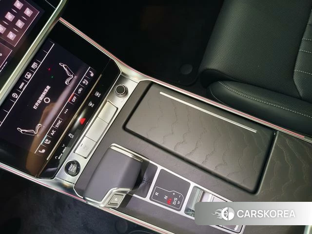 Audi A6L 2025 Черный из Китая, фото 5