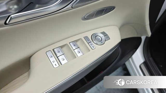 Genesis GV70 2021 Белый из Кореи, фото 5