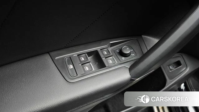 Volkswagen Tiguan Allspace 2020 Черный из Кореи, фото 5