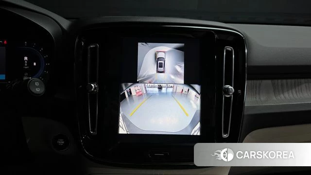 Volvo XC40 2024 Серебристо-серый из Кореи, фото 5