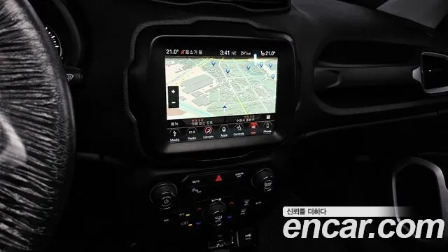 Jeep Renegade 2018 Белый из Кореи, фото 5