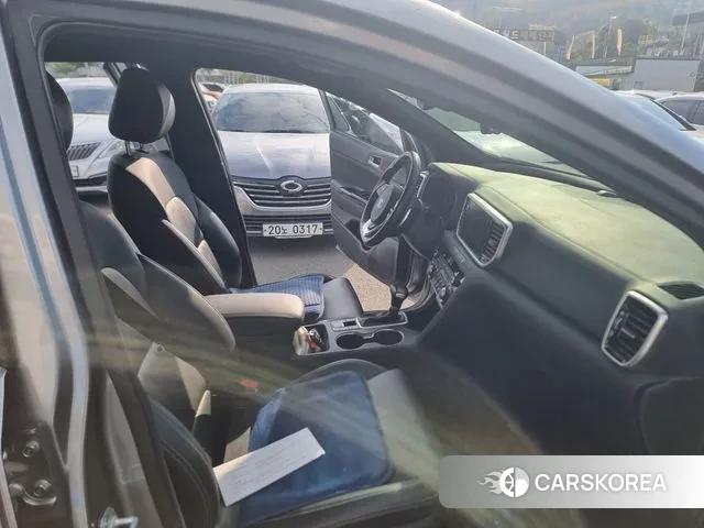 Kia Sportage The Bold 2019 Серебряный из Кореи, фото 5