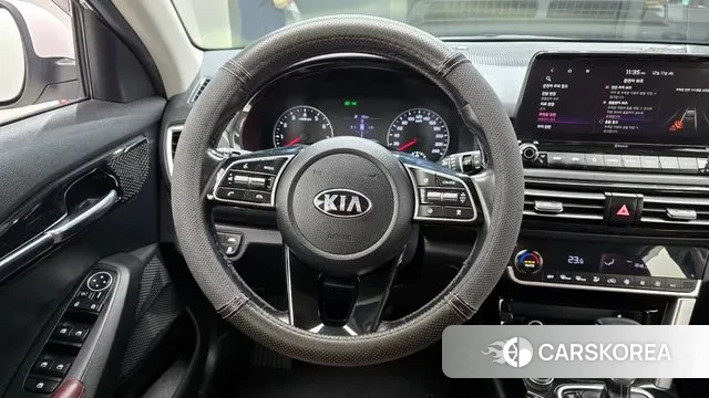 Kia Seltos 2019 Белый из Кореи, фото 5