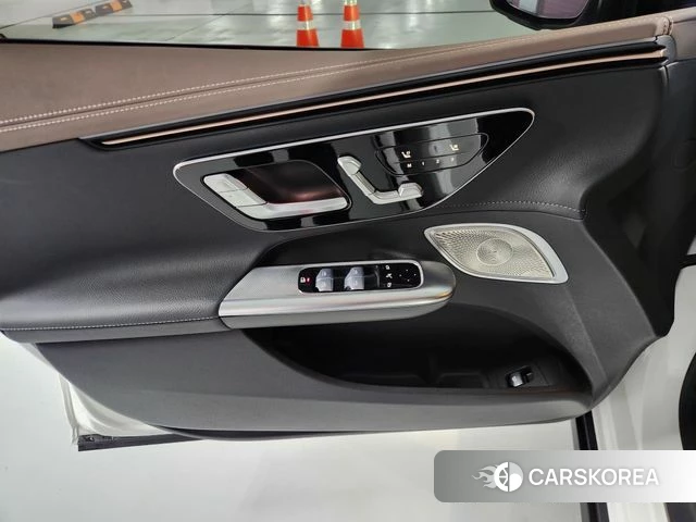 Mercedes-Benz EQE V295 2023 Белый из Кореи, фото 5