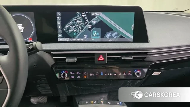 Kia EV6 2022 Жемчужный цвет из Кореи, фото 5