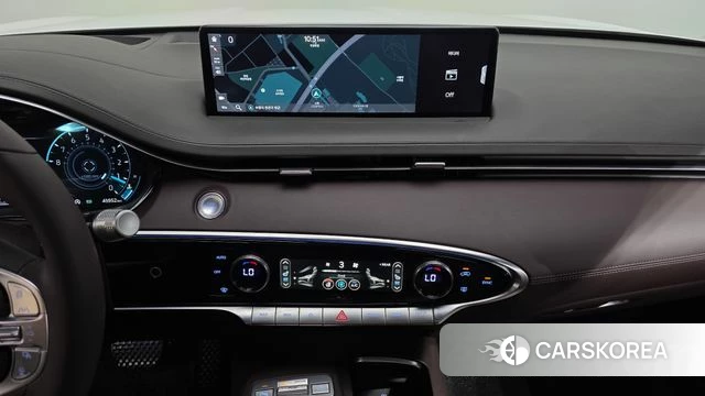 Genesis GV70 2023 Белый из Кореи, фото 5