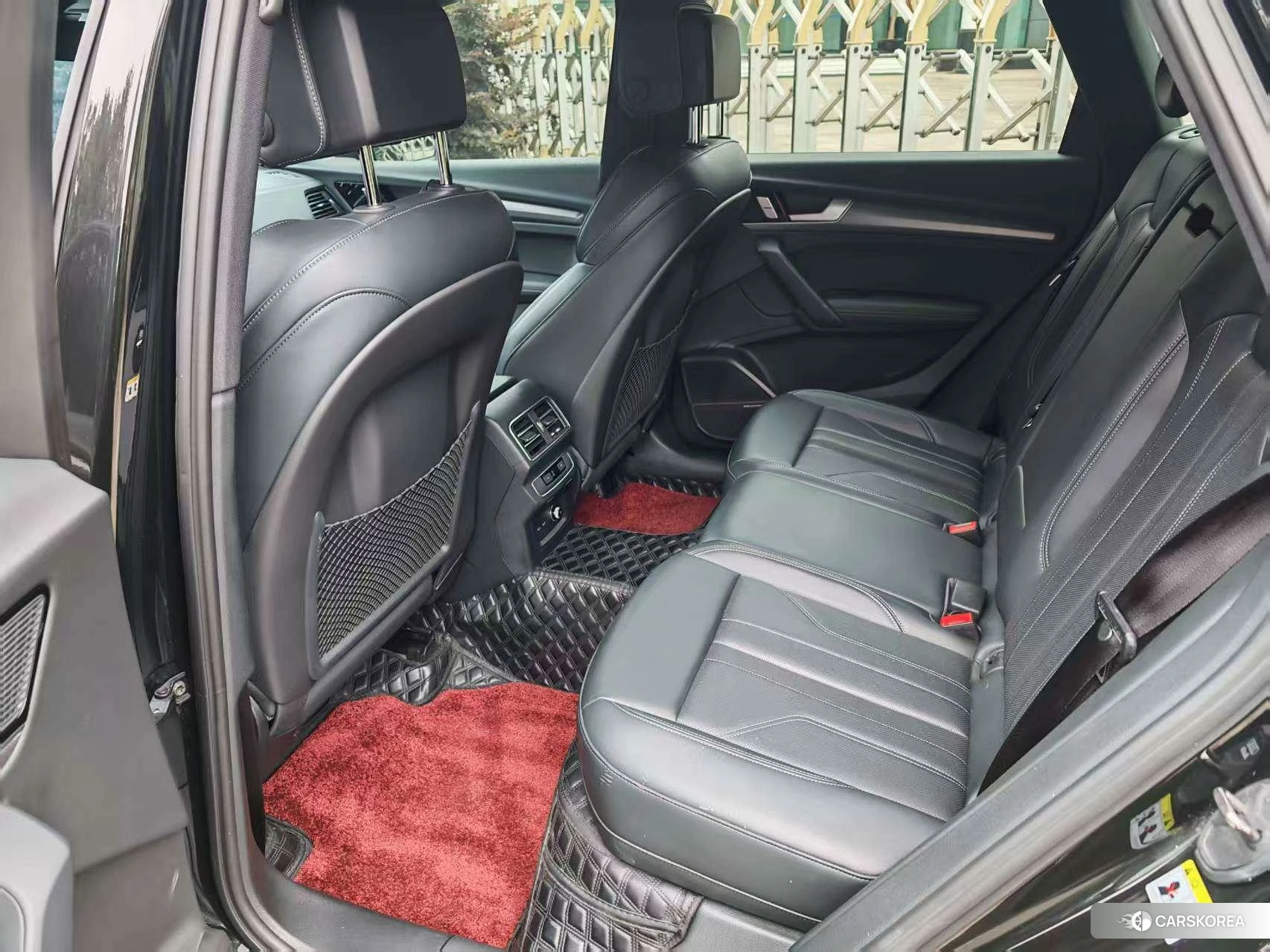 Audi Q5L 2023 Черный из Китая, фото 5