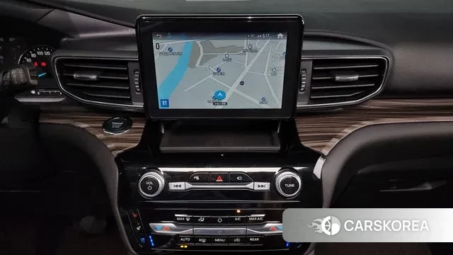 Ford Explorer 6th Generation 2022 Белый из Кореи, фото 5