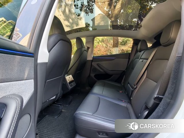 Tesla Model Y 2026 Белый из Китая, фото 5