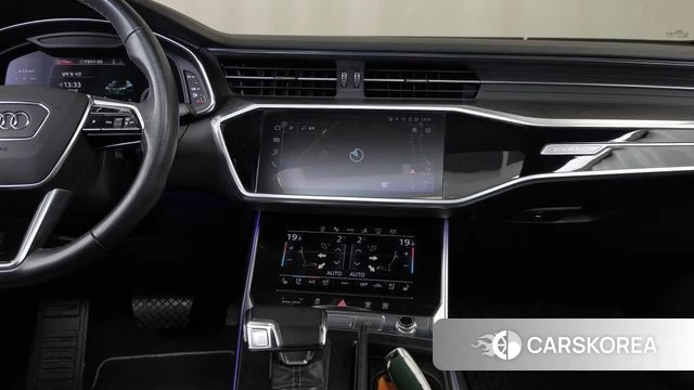 Audi A7 (4K) 2021 Белый из Кореи, фото 5