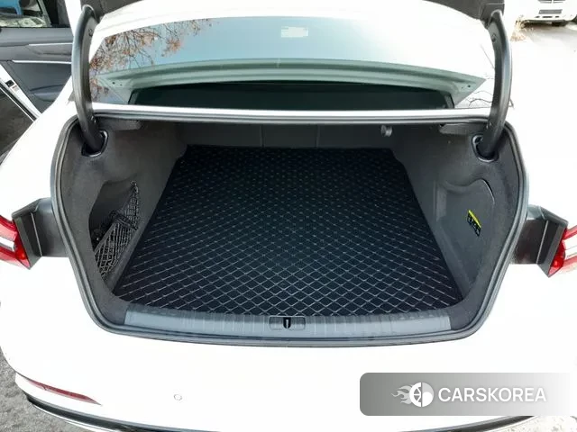 Audi A6 (C8) 2021 Белый из Кореи, фото 5