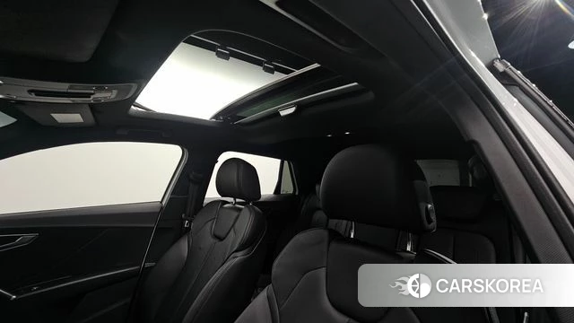 Audi Q2 2023 Белый из Кореи, фото 5