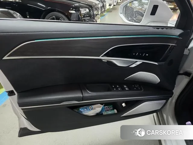 Audi A8 (D5) 2022 Черный из Кореи, фото 5