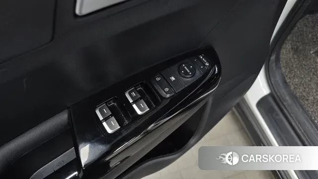 Kia Sportage The Bold 2021 Белый из Кореи, фото 5