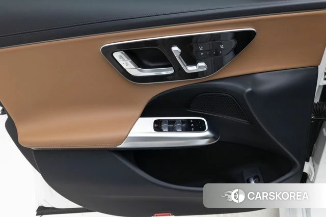 Mercedes-Benz E-Class W214 2025 Белый из Кореи, фото 5