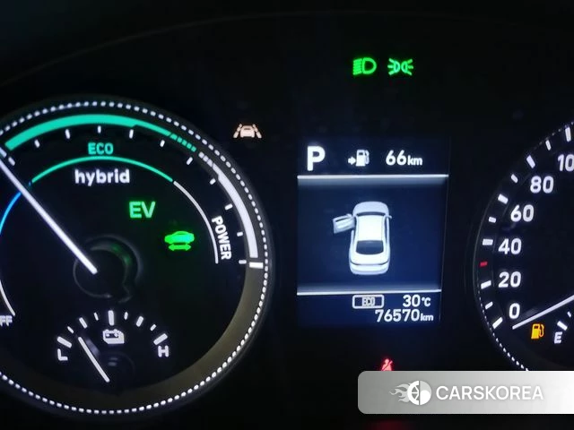 Hyundai Grandeur IG Hybrid 2018 Черный из Кореи, фото 5