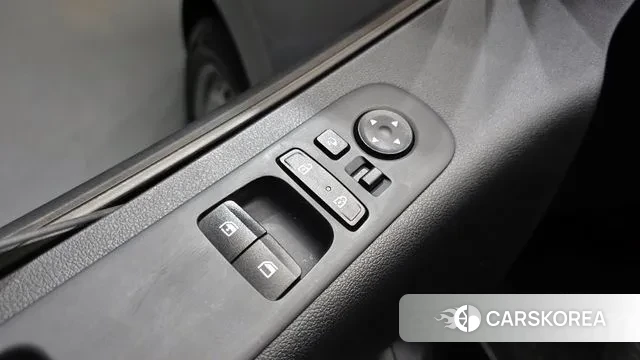 Hyundai Staria 2022 Серебряный из Кореи, фото 5