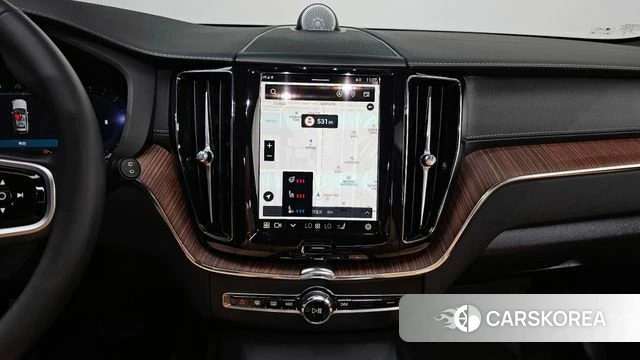 Volvo XC60 second Generation 2025 Белый из Кореи, фото 5