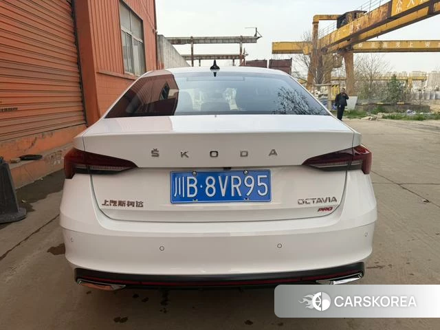Skoda Octavia id 4393092 из Китая 5