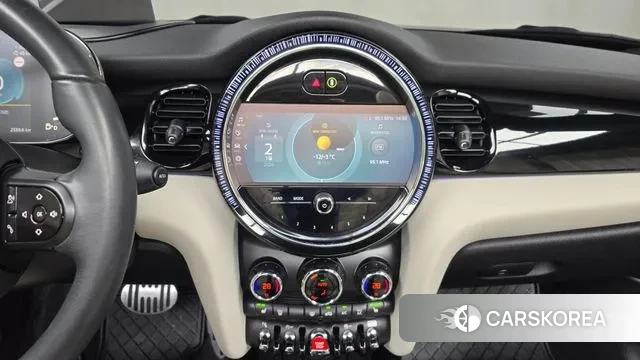 Mini Cooper S Convertible 2023 Черный из Кореи, фото 5