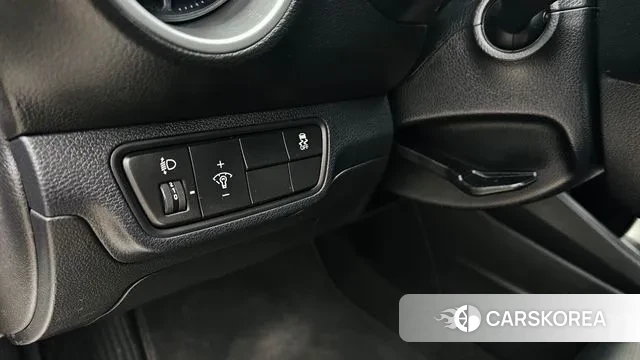 Kia The New K3 2nd generation 2021 Белый из Кореи, фото 5