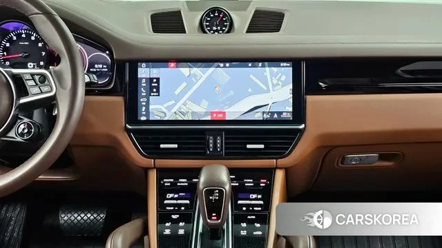 Porsche Cayenne (PO536) 2019 Черный из Кореи, фото 5