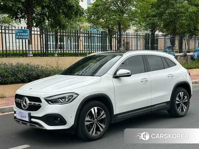 Mercedes-Benz GLA 2023 Белый из Китая, фото 5