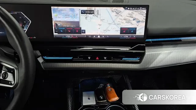 BMW 5 Series (G60) 2024 Белый из Кореи, фото 5