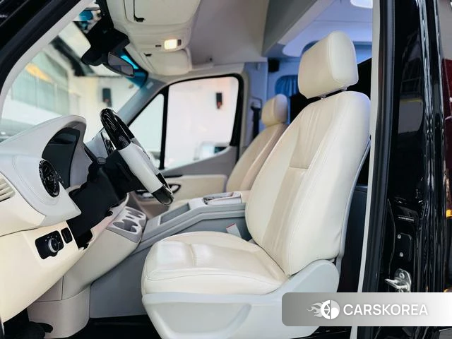 Mercedes-Benz Sprinter 2023 Черный из Китая, фото 5