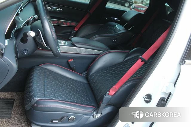 Genesis GV70 2021 Белый из Кореи, фото 5