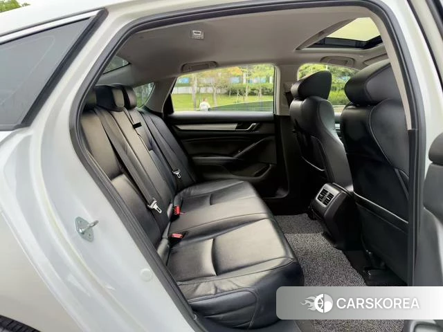Honda Accord 2021 Белый из Китая, фото 5