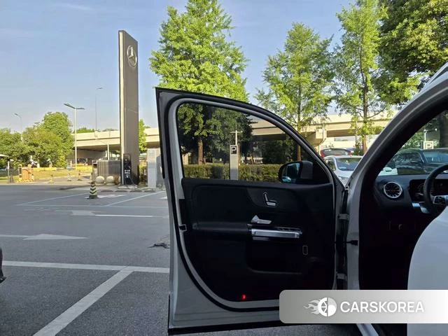 Mercedes-Benz GLB 2024 Белый из Китая, фото 5