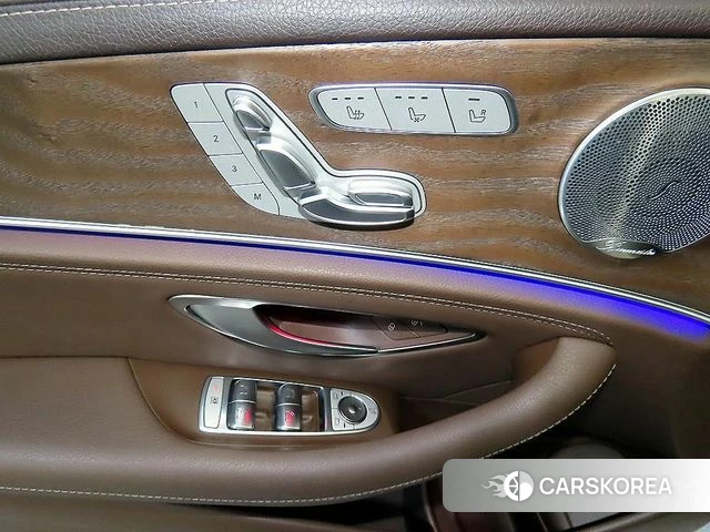 Mercedes-Benz E-Class W213 2019 Белый из Кореи, фото 5