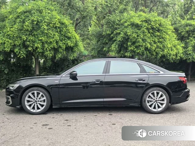 Audi A6L 2023 Черный из Китая, фото 5