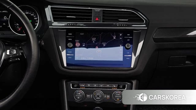 Volkswagen Tiguan second Generation 2020 Серый из Кореи, фото 5