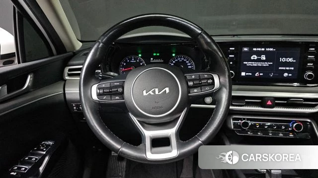 Kia K5 3rd generation 2022 Белый из Кореи, фото 5