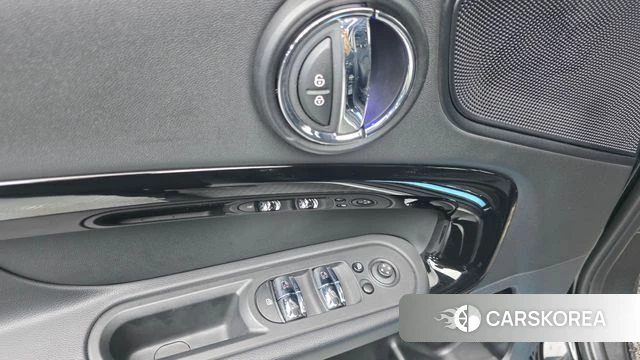 Mini Cooper Countryman 2022 Черный из Кореи, фото 5