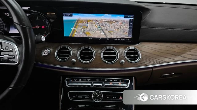Mercedes-Benz E-Class W213 2020 Черный из Кореи, фото 5