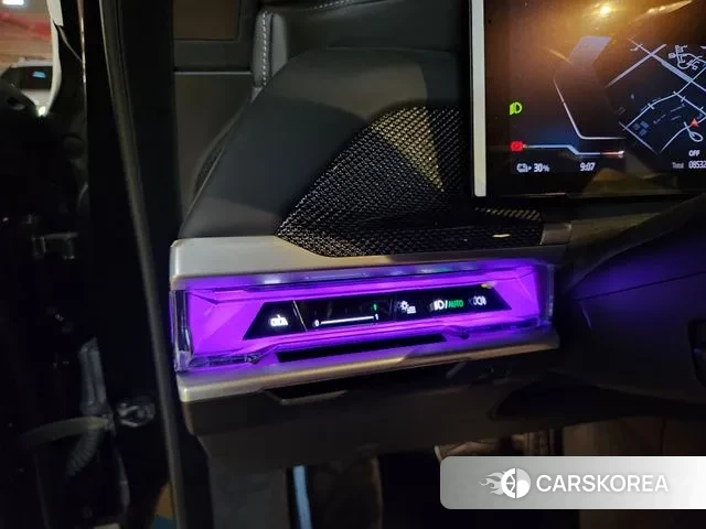 BMW i7 (G70) 2022 Черный двухцветный из Кореи, фото 5