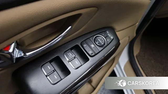 Kia The New Carnival 2018 Белый из Кореи, фото 5