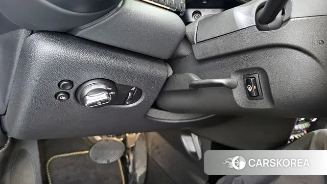 Mini Cooper Electric 2022 Серебряный из Кореи, фото 5