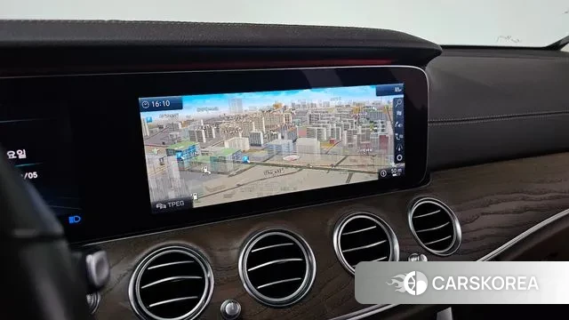 Mercedes-Benz E-Class W213 2019 Белый из Кореи, фото 5