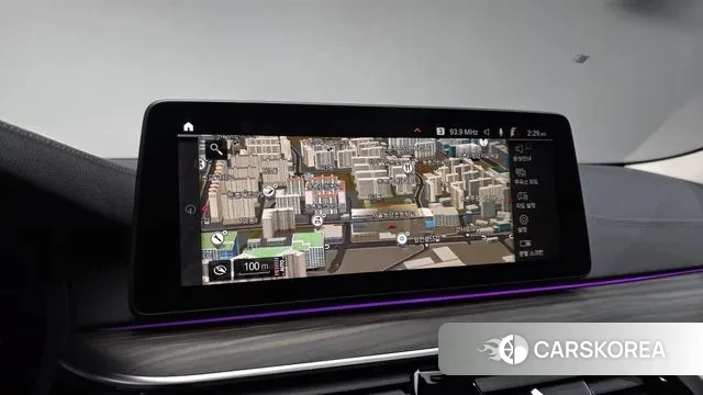 BMW 5 Series (G30) 2022 Серебристо-серый из Кореи, фото 5