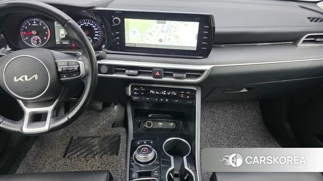 Kia K5 3rd generation 2022 Белый из Кореи, фото 5