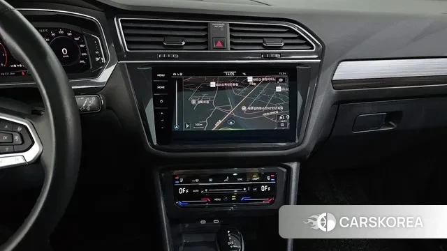 Volkswagen Tiguan Allspace 2024 Белый из Кореи, фото 5