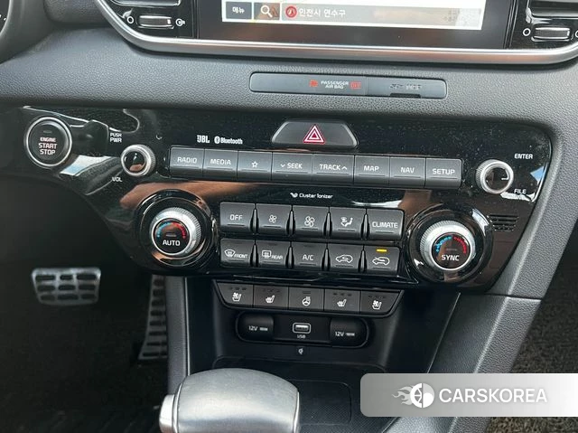 Kia Sportage The Bold 2021 Черный из Кореи, фото 5