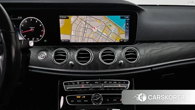 Mercedes-Benz E-Class W213 2020 Черный из Кореи, фото 5