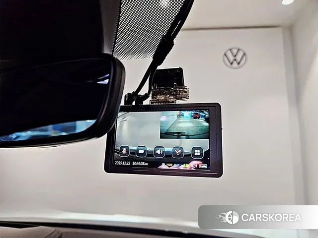 Volkswagen Golf 8th Generation 2024 Серый из Кореи, фото 5