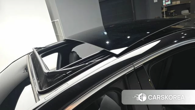 Mercedes-Benz C-Class W206 2024 Черный из Кореи, фото 5